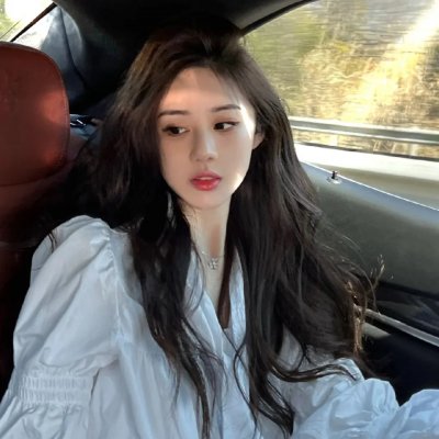 北极百货的秋乃小姐